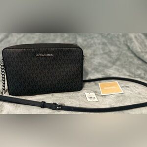 Michael Kors Logo Black Jet Set Crossbody